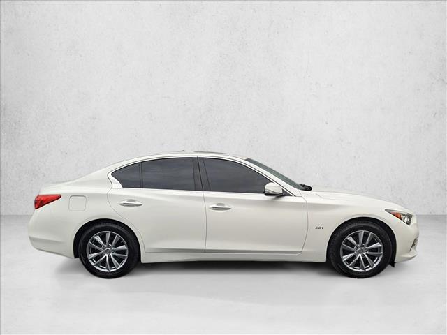 2017 Infiniti Q50 2.0t photo 2