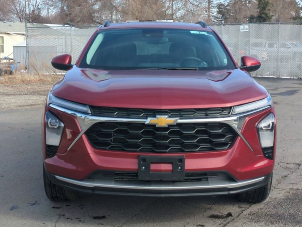 Certified 2025 Chevrolet Trax LT SUV