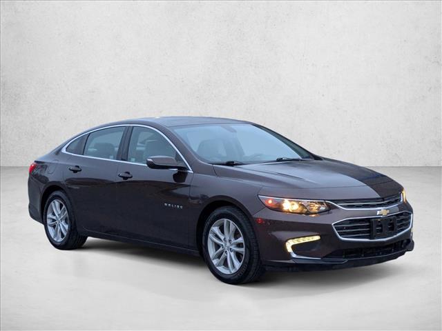 2016 Chevrolet Malibu 1LT photo 2