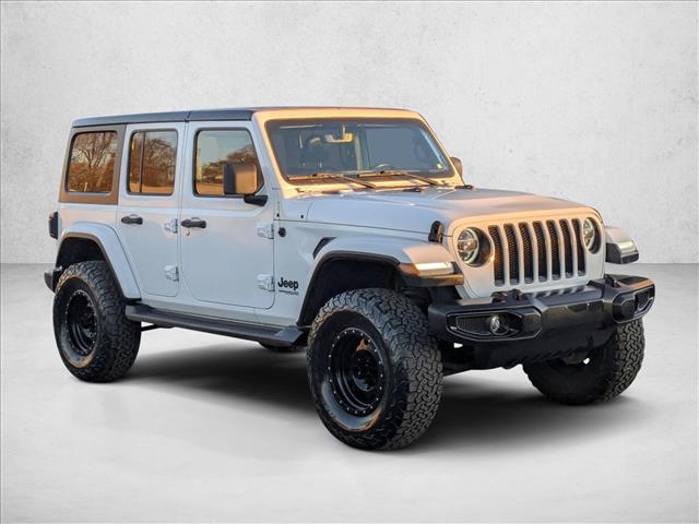 2018 Jeep Wrangler Unlimited Sahara photo 2