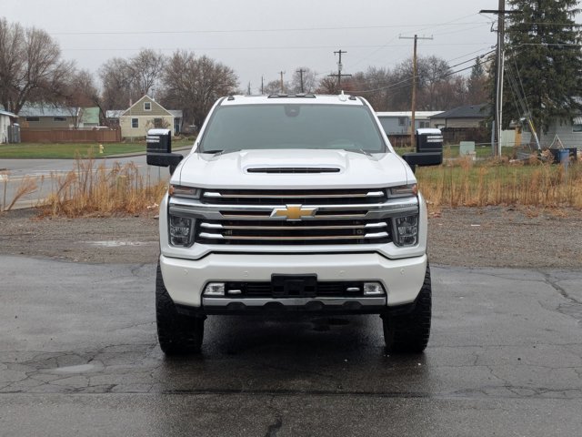 2022 Chevrolet Silverado 3500HD High Country photo 2