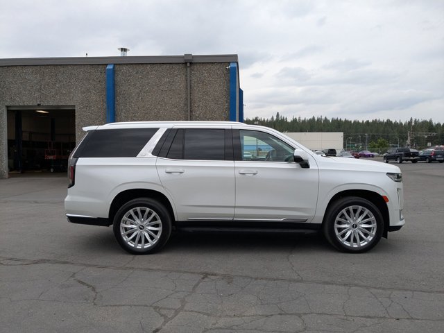 2022 Cadillac Escalade Luxury photo 4