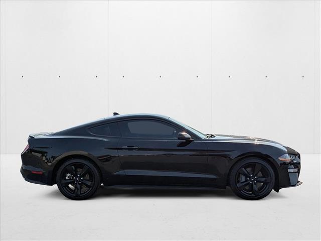 2022 Ford Mustang GT photo 4