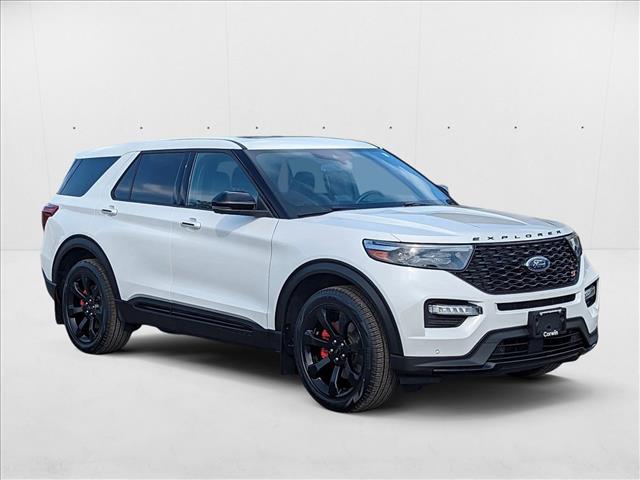 2022 Ford Explorer ST photo 3