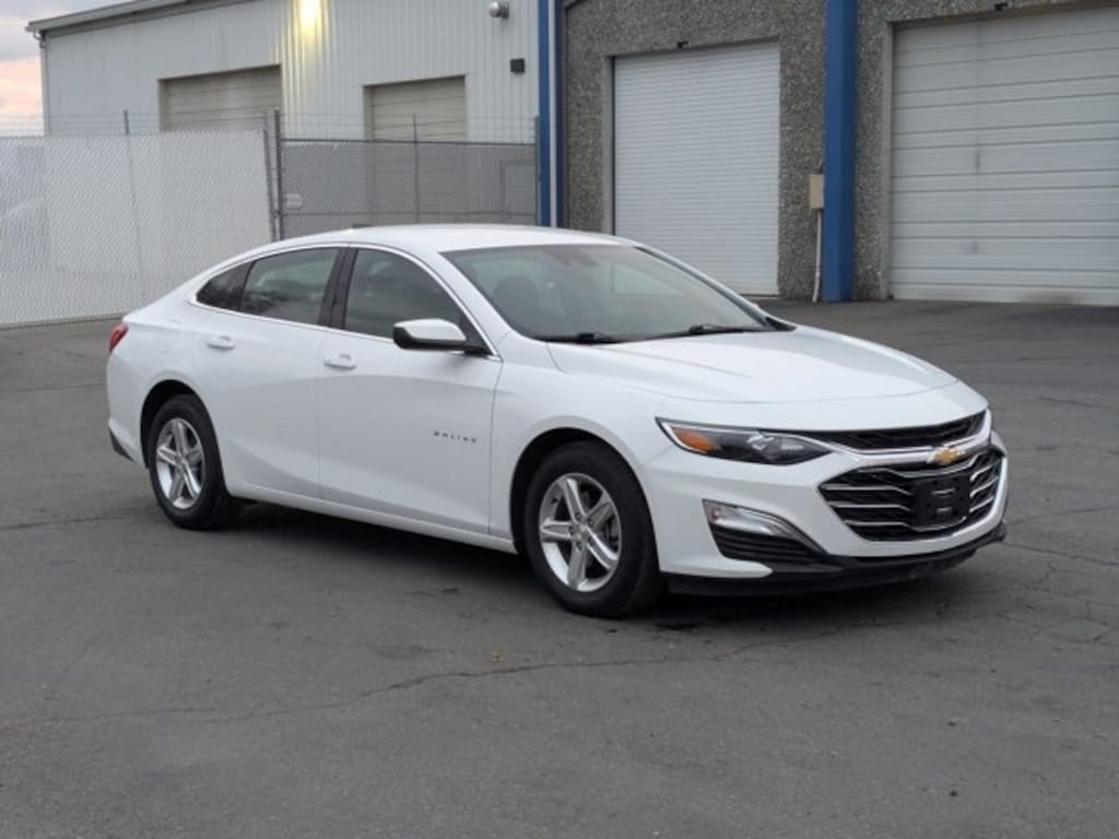 Used 2025 Chevrolet Malibu LS Sedan