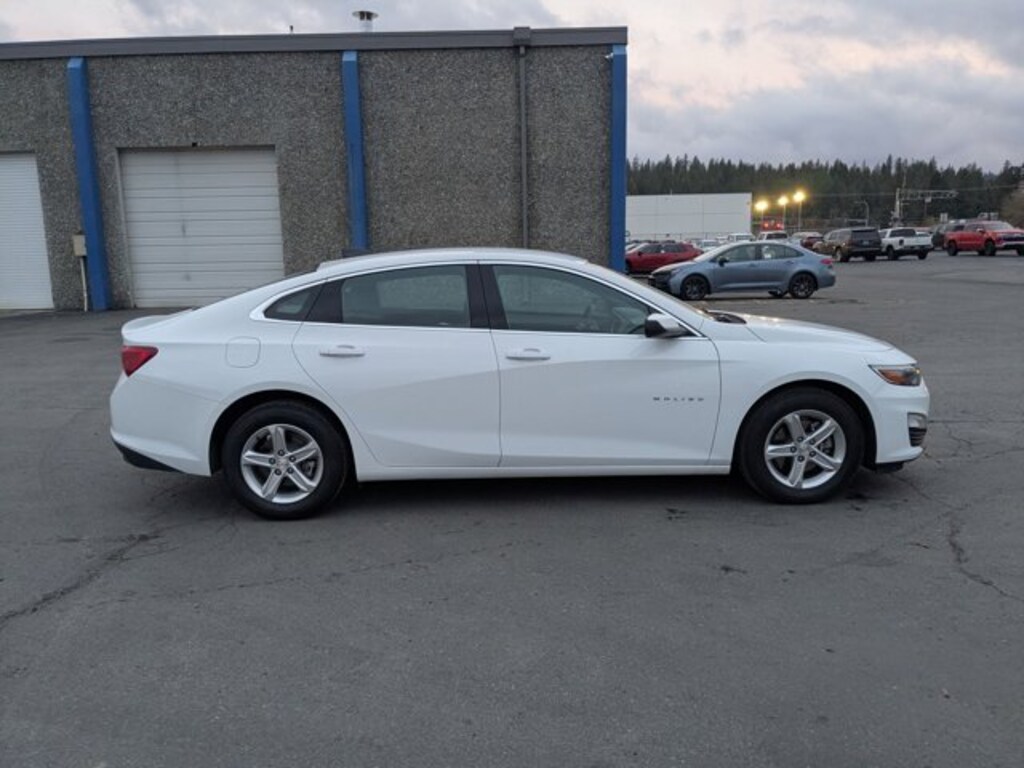 Used 2025 Chevrolet Malibu LS Sedan