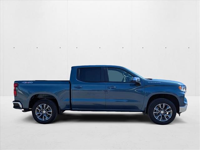 2024 Chevrolet Silverado 1500 LT photo 4