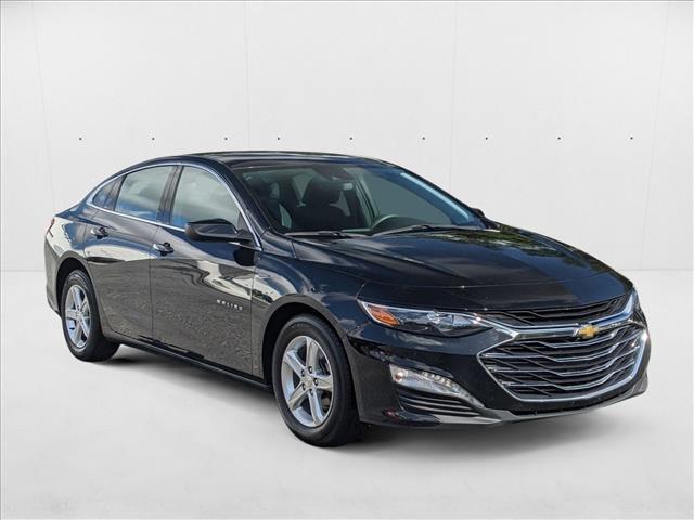 2023 Chevrolet Malibu 1LT photo 3