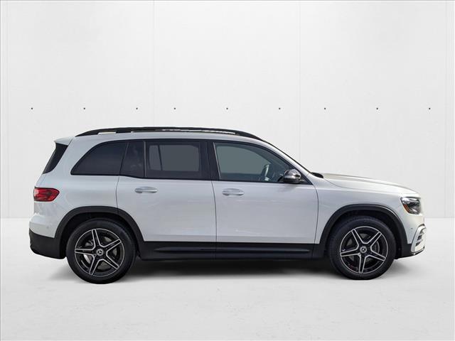 2024 Mercedes Benz GLB 250 photo 4