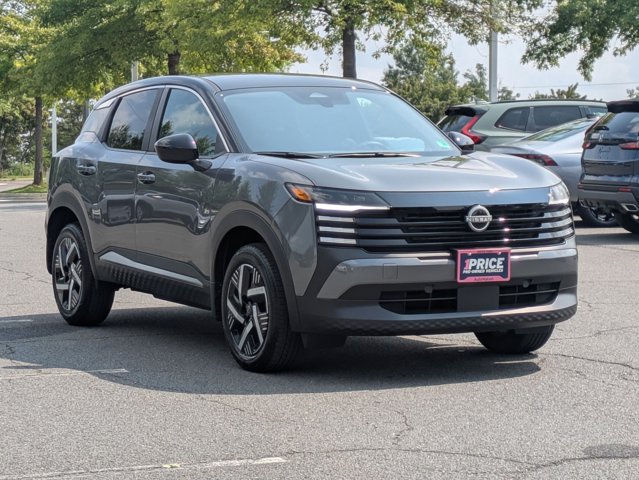 2025 Nissan Kicks SV photo 3