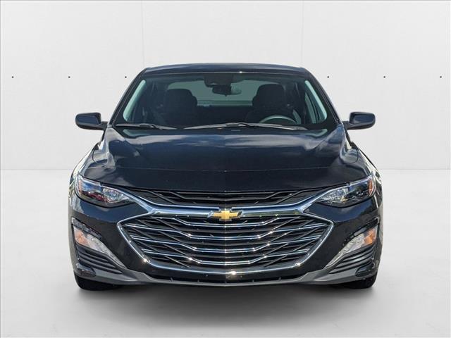 2023 Chevrolet Malibu 1LT photo 2
