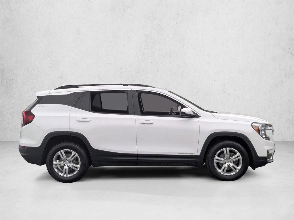 Used 2022 GMC Terrain SLE SUV