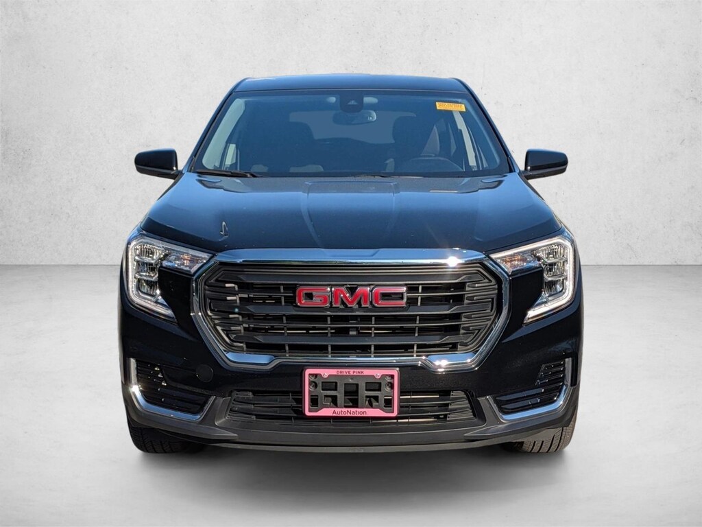 Used 2024 GMC Terrain SLE SUV