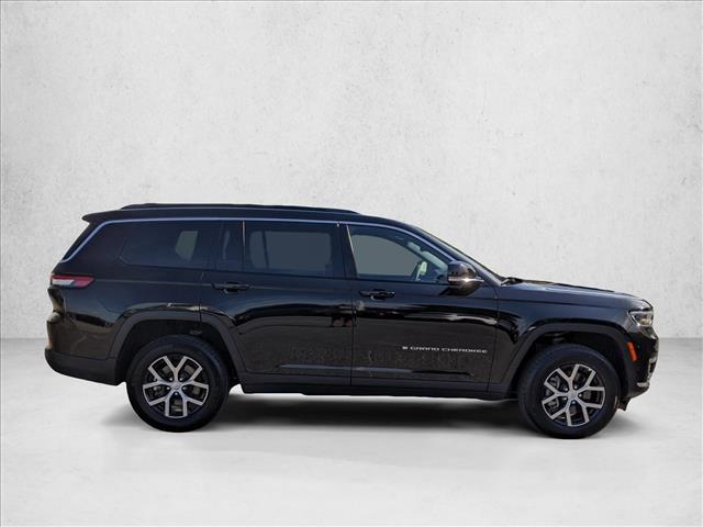 2024 Jeep Grand Cherokee Limited photo 4