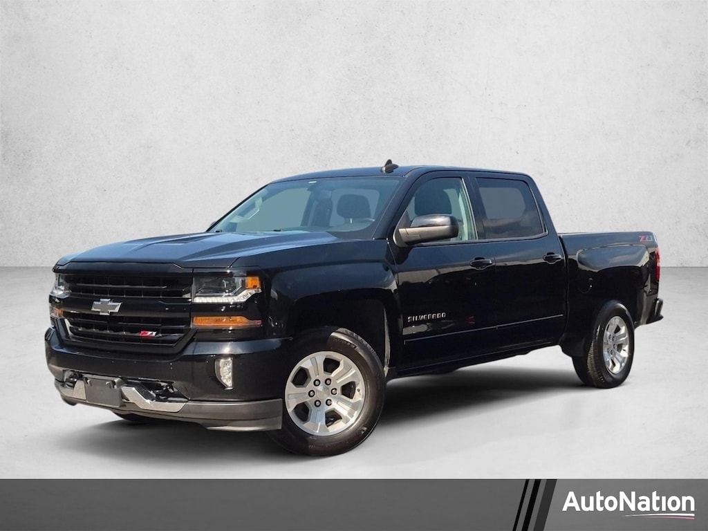 Used 2018 Chevrolet Silverado 1500 LT Truck Crew Cab