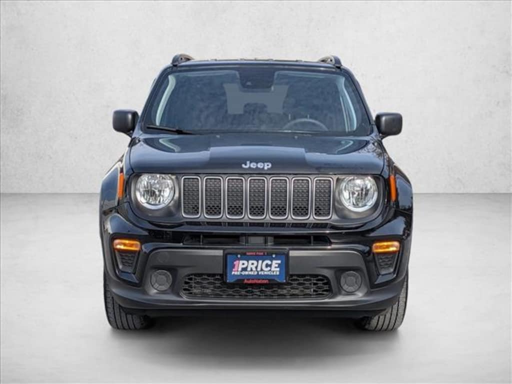 Used 2023 Jeep Renegade Latitude SUV