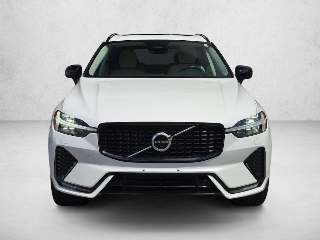 Used 2025 Volvo XC60 Plus SUV