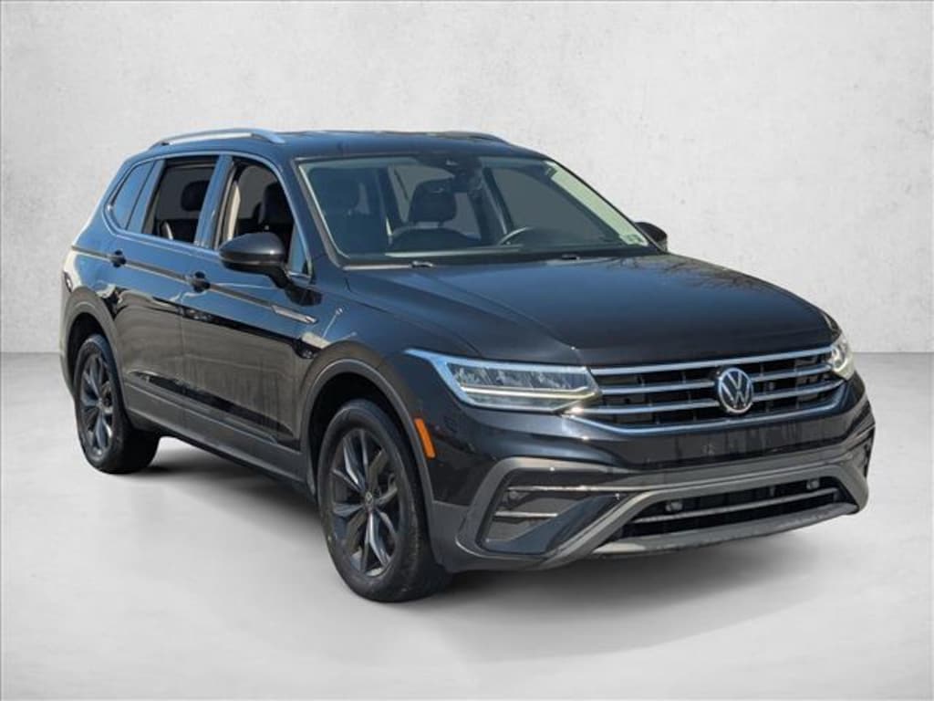 Used 2022 Volkswagen Tiguan SE SUV