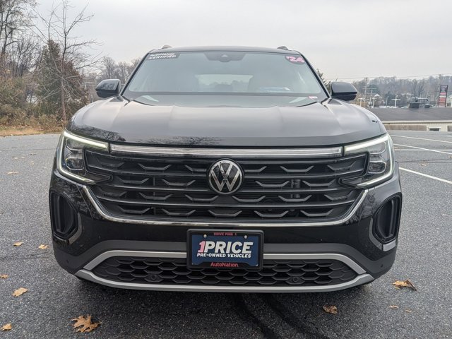 2024 Volkswagen Atlas Cross Sport SE Technology photo 2