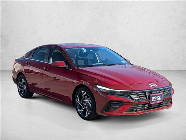 2025 Hyundai Elantra SEL Convenience photo 3