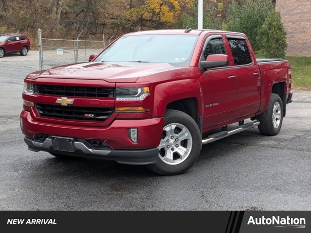 Used 2018 Chevrolet Silverado 1500 LT Truck Crew Cab