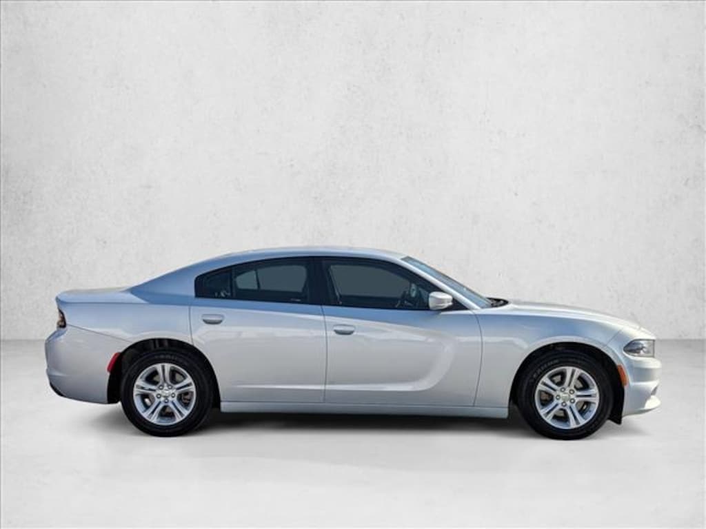 Used 2022 Dodge Charger SXT Sedan