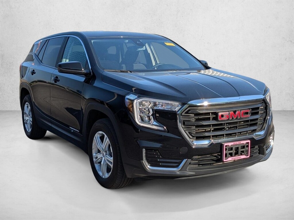 Used 2024 GMC Terrain SLE SUV