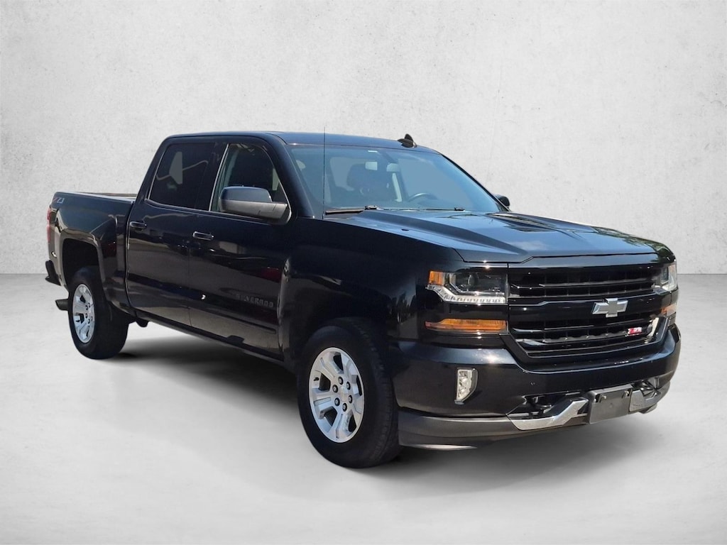 Used 2018 Chevrolet Silverado 1500 LT Truck Crew Cab