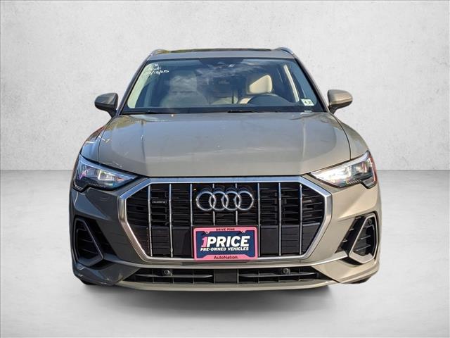 2022 Audi Q3 S line Premium photo 2