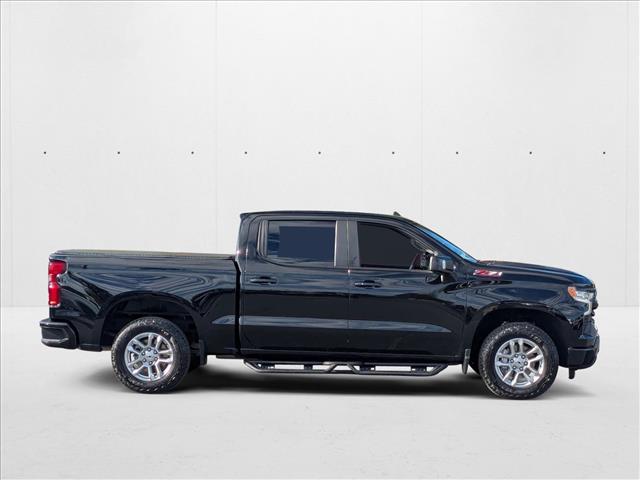 2023 Chevrolet Silverado 1500 RST photo 4