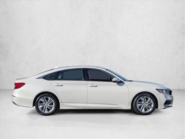 2018 Honda Accord LX 1.5T photo 4