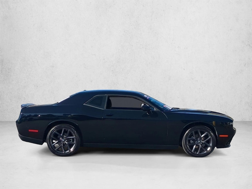 Used 2022 Dodge Challenger SXT Coupe