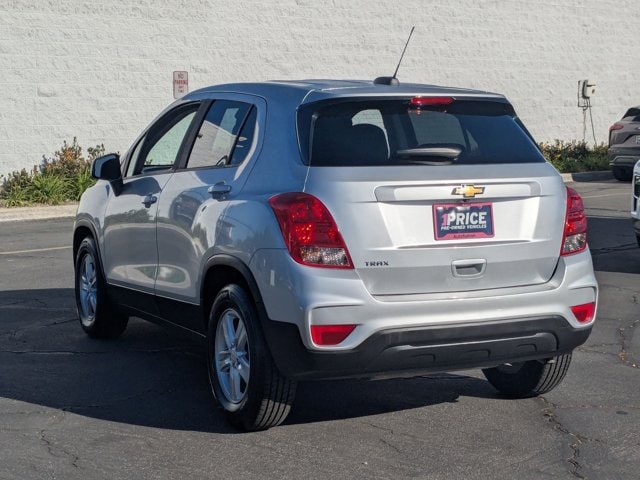 2020 Chevrolet Trax LS photo 3