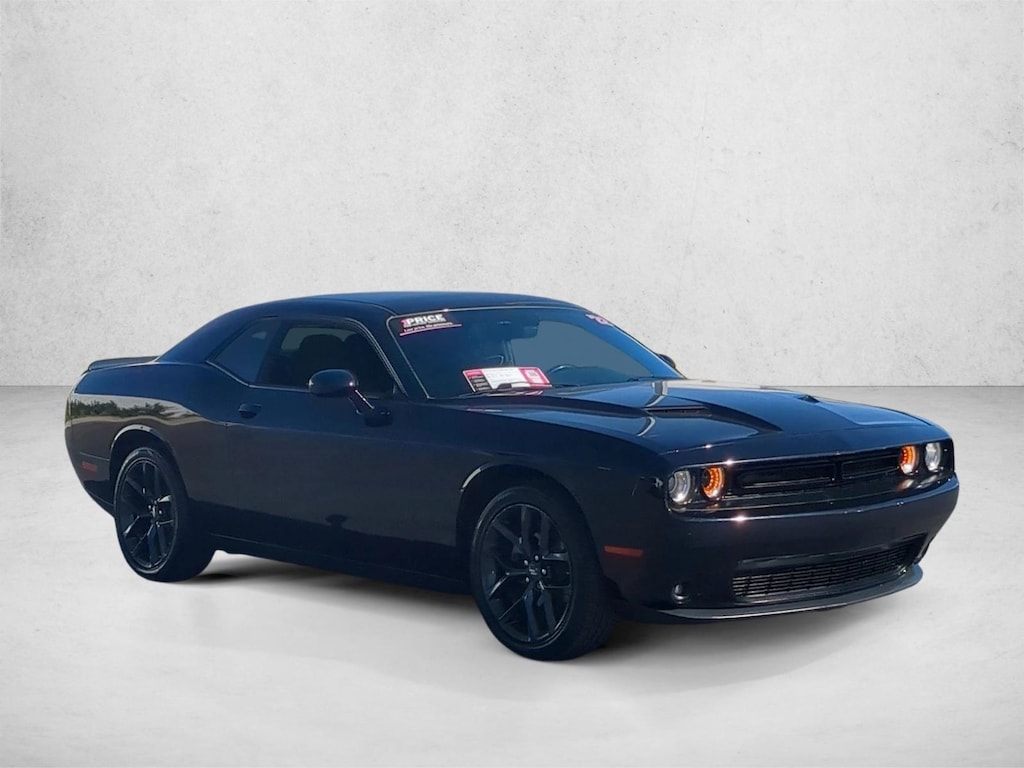 Used 2022 Dodge Challenger SXT Coupe