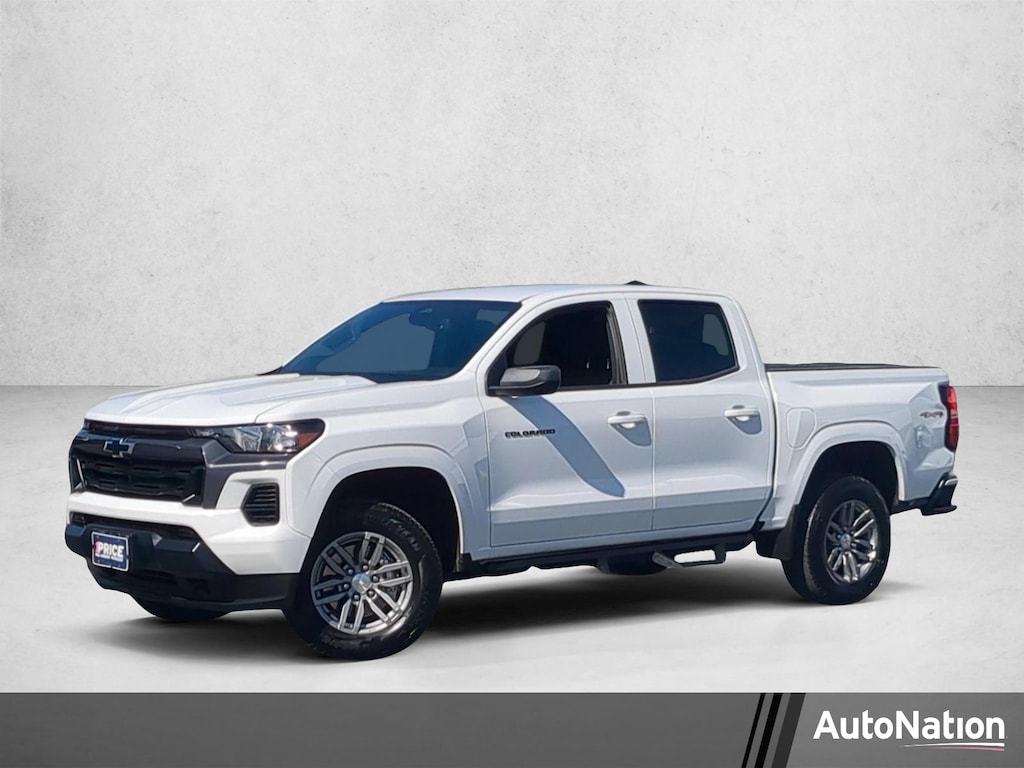 Used 2025 Chevrolet Colorado 4WD LT Truck Crew Cab