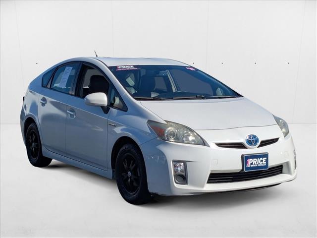 2011 Toyota Prius Four photo 3
