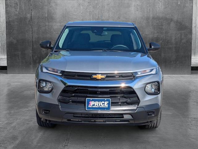 2023 Chevrolet Trailblazer LS photo 2