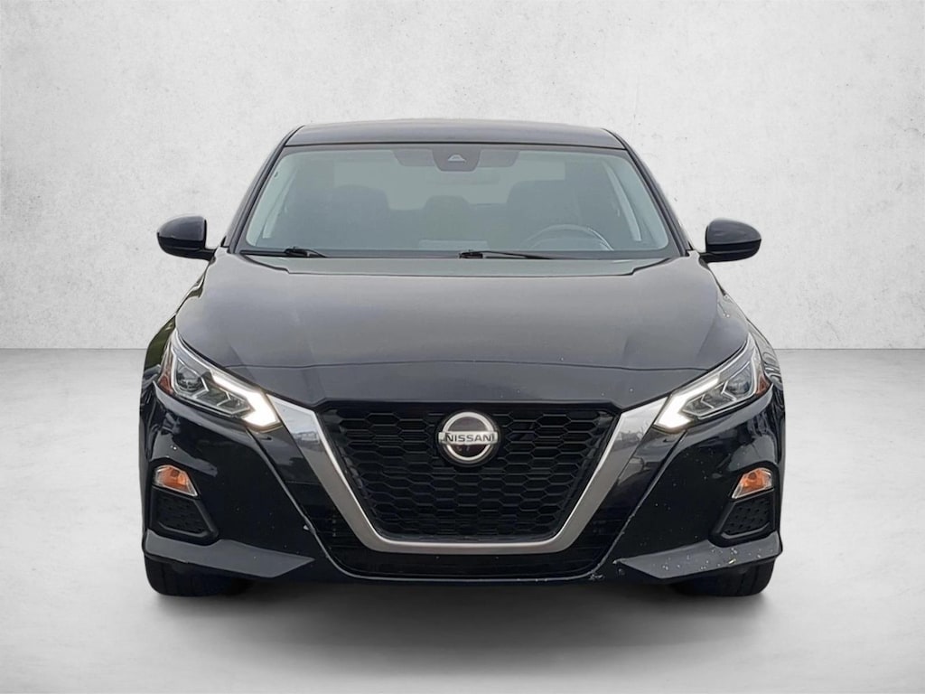 Used 2021 Nissan Altima 2.5 SR Sedan