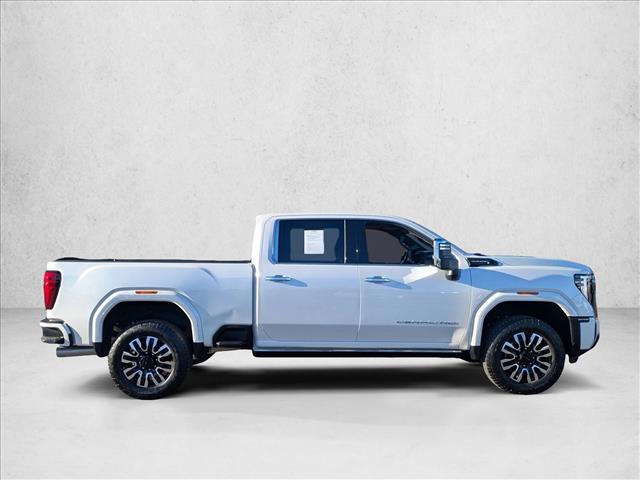 2025 Gmc Sierra 2500 HD Denali Ultimate photo 3
