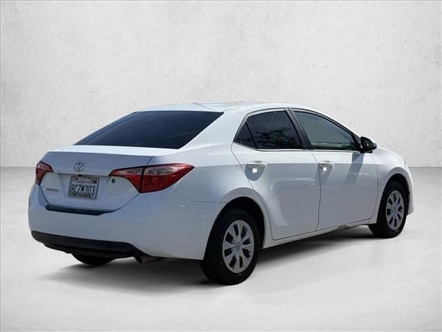 2017 Toyota Corolla L photo 5