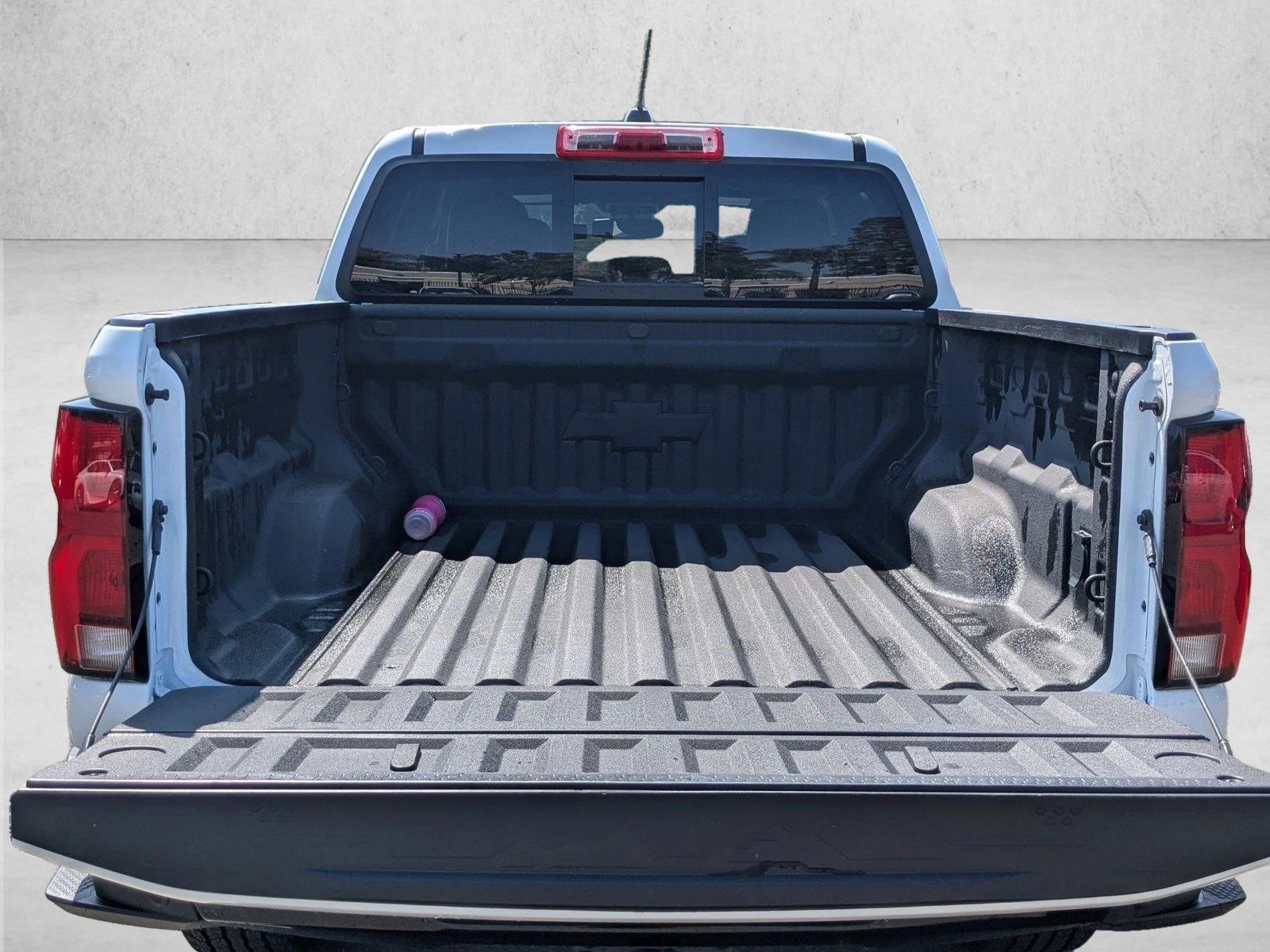 2025 Chevrolet Colorado 4WD Z71 photo 6