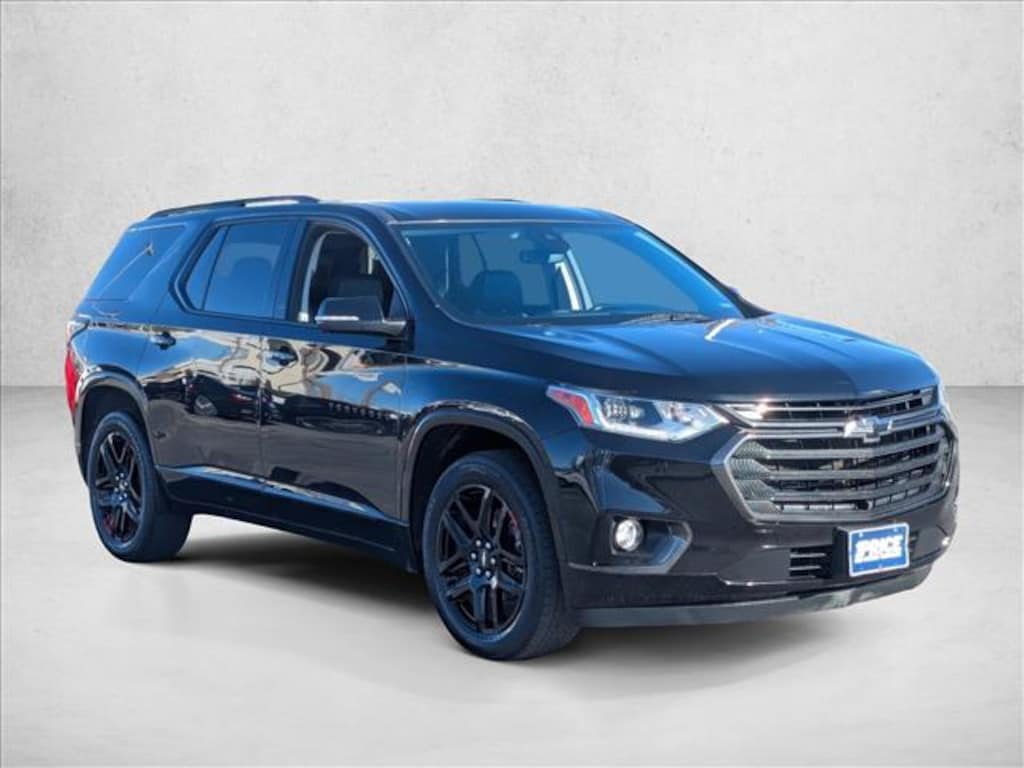 Used 2021 Chevrolet Traverse Premier SUV