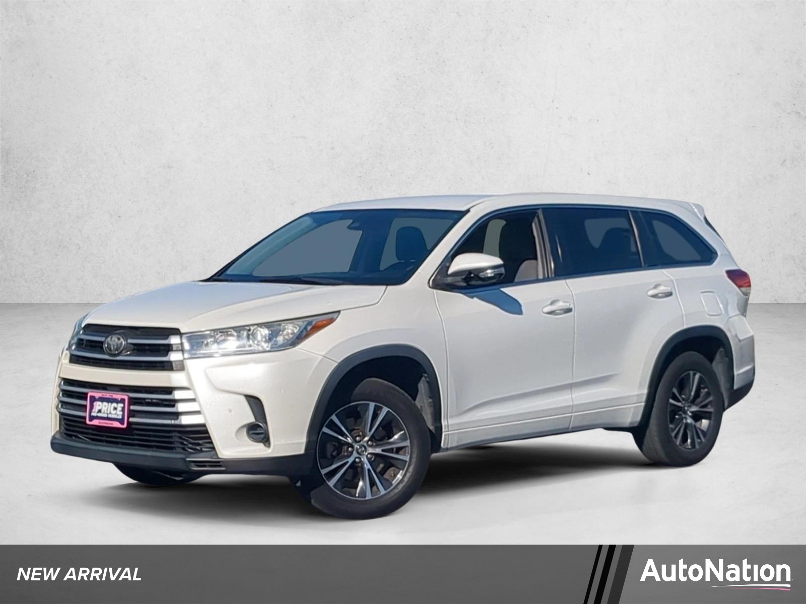 Used 2018 Toyota Highlander LE SUV