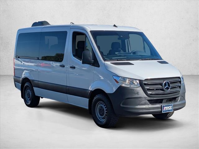 2023 Mercedes-Benz Sprinter 1500 photo 3