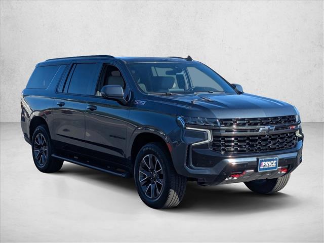 2021 Chevrolet Suburban Z71 photo 2