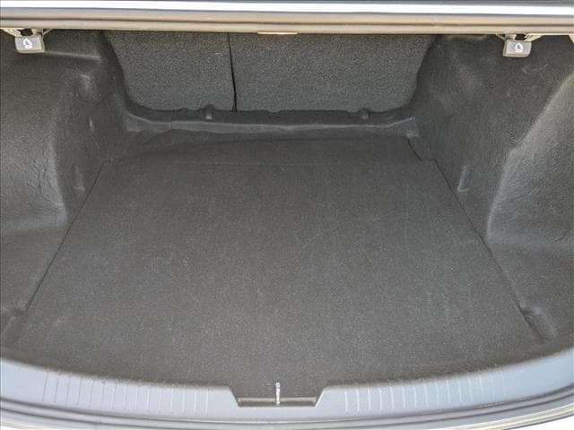 2023 Chevrolet Malibu LT photo 5