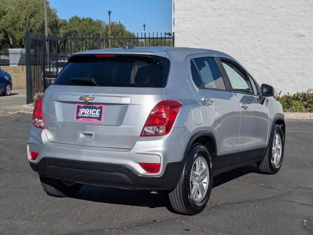2020 Chevrolet Trax LS photo 4
