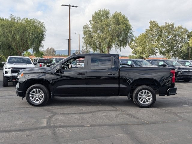 2026 Chevrolet Silverado 1500 RST photo 3