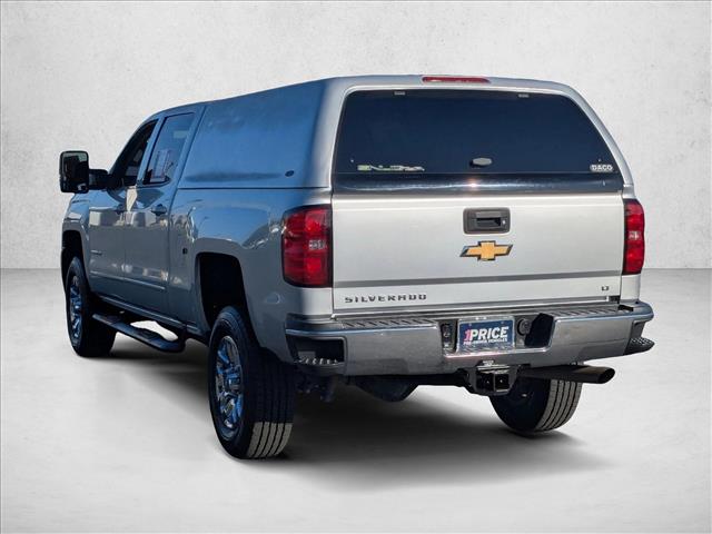 2016 Chevrolet Silverado 2500HD LT photo 3