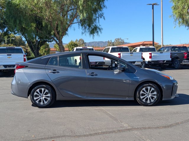 2019 Toyota Prius L Eco photo 3